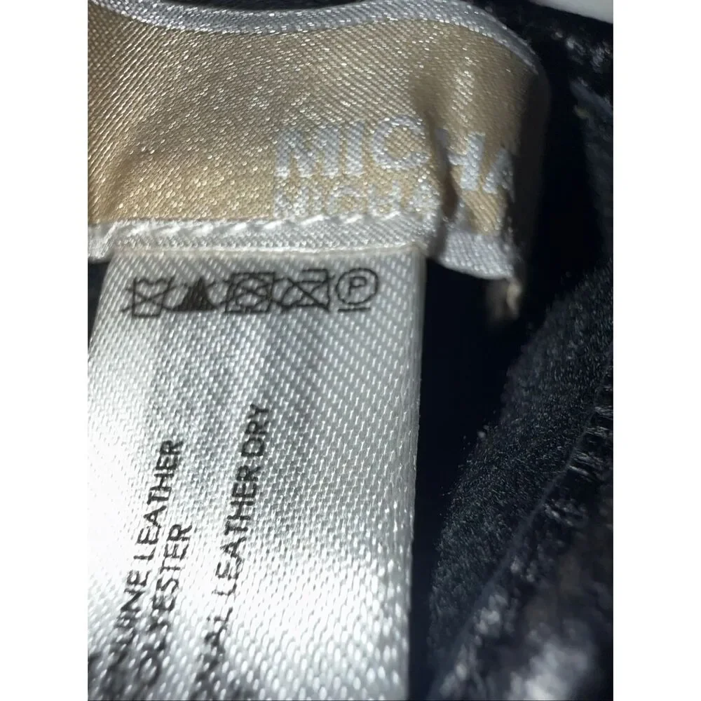 Michael Kors Women's Astor Studded Leather Tech Touch Gloves Black Medium NWOT